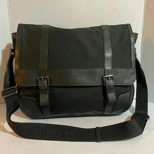 Burberry  Unsex nylon leather trimmed messenger bag